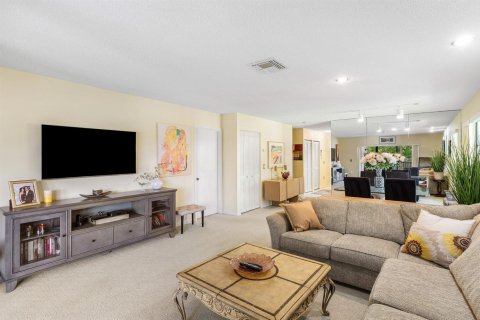 Condo in Boynton Beach, Florida, 2 bedrooms  № 2158334 - photo 9