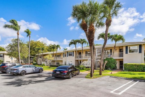 Condo in Boynton Beach, Florida, 2 bedrooms  № 2158334 - photo 4
