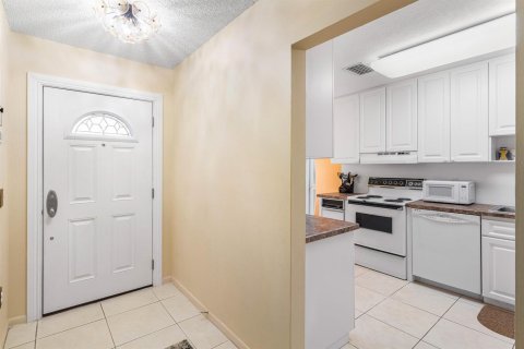 Condo in Boynton Beach, Florida, 2 bedrooms  № 2158334 - photo 6