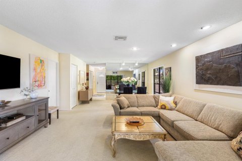 Condo in Boynton Beach, Florida, 2 bedrooms  № 2158334 - photo 11