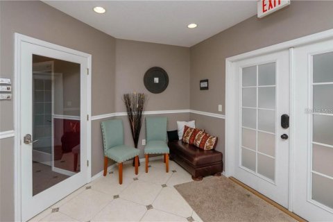 Propiedad comercial en alquiler en Lutz, Florida, 189.71 m2 № 1757783 - foto 4