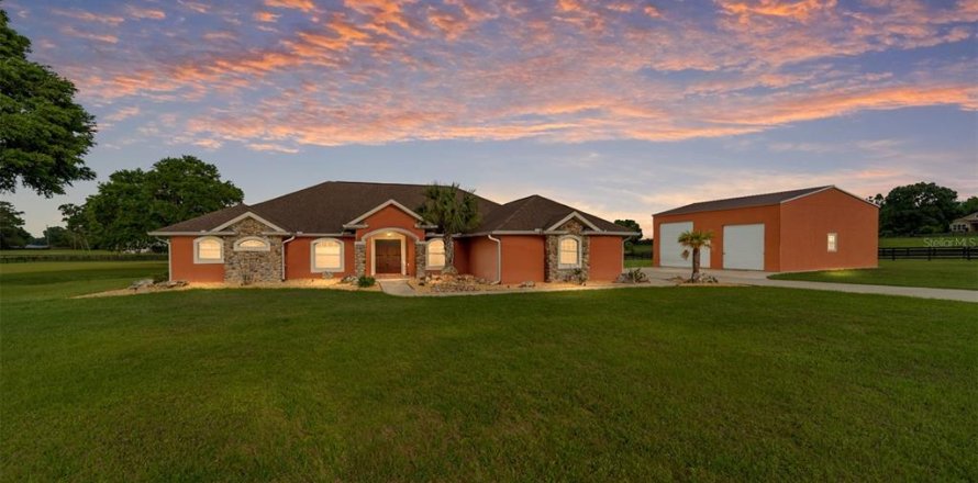 Villa ou maison à Ocala, Floride 3 chambres, 233.84 m2 № 1915590
