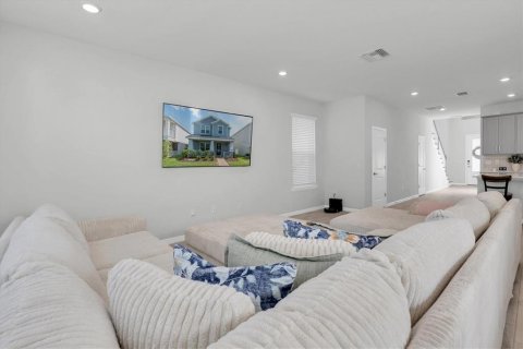 House in Odessa, Florida 4 bedrooms, 217.21 sq.m. № 1828125 - photo 13