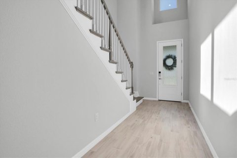 House in Odessa, Florida 4 bedrooms, 217.21 sq.m. № 1828125 - photo 5