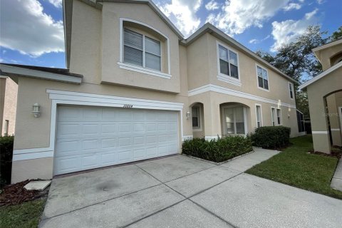 Casa en alquiler en Tampa, Florida, 4 dormitorios, 210.42 m2 № 1912308 - foto 2