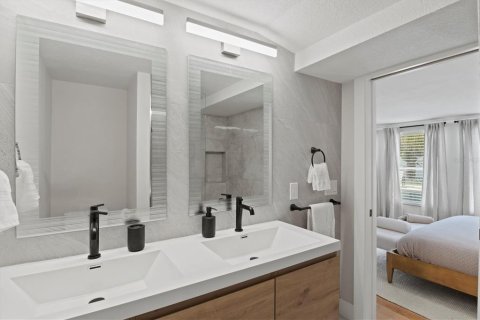 Casa en alquiler en Sarasota, Florida, 4 dormitorios, 144 m2 № 301859 - foto 26