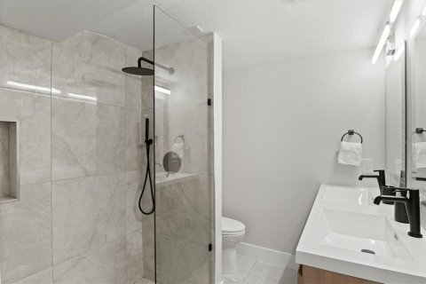 Casa en alquiler en Sarasota, Florida, 4 dormitorios, 144 m2 № 301859 - foto 25