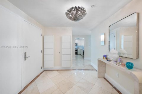 Купить кондоминиум в Майами, Флорида 2 спальни, 146.88м2, № 2048912 - фото 9