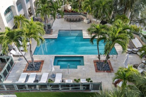 Купить кондоминиум в Майами, Флорида 2 спальни, 146.88м2, № 2048912 - фото 20