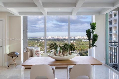 Купить кондоминиум в Майами, Флорида 2 спальни, 146.88м2, № 2048912 - фото 4