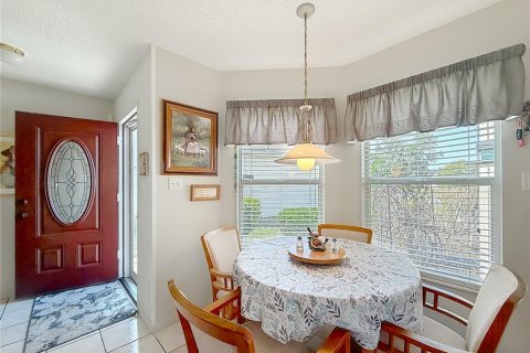 Villa ou maison à vendre à Leesburg, Floride: 2 chambres, 119.75 m2 № 2148640 - photo 12