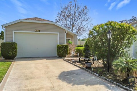 Villa ou maison à vendre à Leesburg, Floride: 2 chambres, 119.75 m2 № 2148640 - photo 3