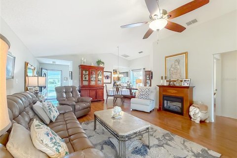 Villa ou maison à vendre à Leesburg, Floride: 2 chambres, 119.75 m2 № 2148640 - photo 16