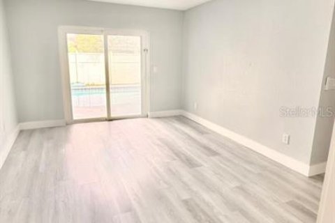Villa ou maison à vendre à Brandon, Floride: 4 chambres, 159.7 m2 № 2401149 - photo 20