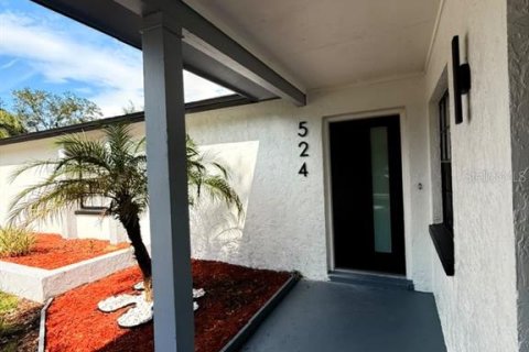 Villa ou maison à vendre à Brandon, Floride: 4 chambres, 159.7 m2 № 2401149 - photo 7