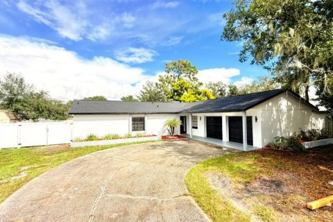 Villa ou maison à vendre à Brandon, Floride: 4 chambres, 159.7 m2 № 2401149 - photo 4