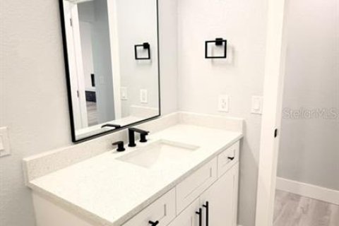 Villa ou maison à vendre à Brandon, Floride: 4 chambres, 159.7 m2 № 2401149 - photo 25