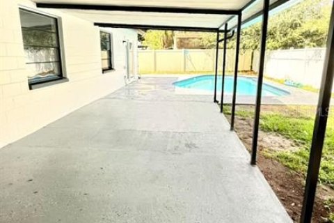 Villa ou maison à vendre à Brandon, Floride: 4 chambres, 159.7 m2 № 2401149 - photo 22
