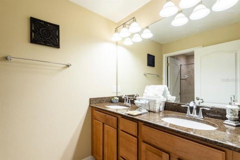 Townhouse in Kissimmee, Florida 4 bedrooms, 175.03 sq.m. № 2099374 - photo 16
