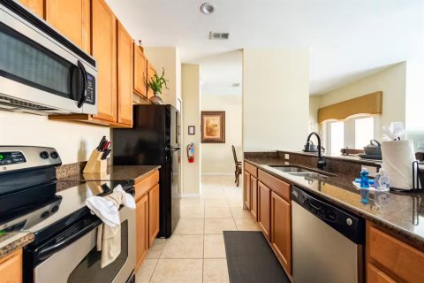 Townhouse in Kissimmee, Florida 4 bedrooms, 175.03 sq.m. № 2099374 - photo 10