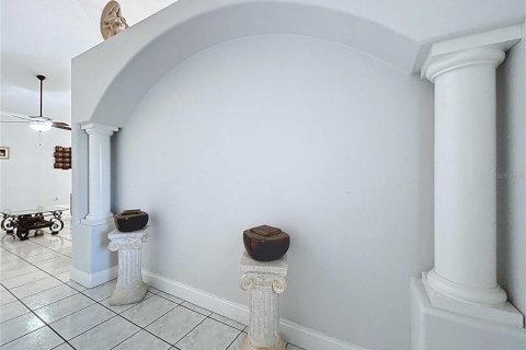 Купить виллу или дом в Тампа, Флорида 8 комнат, 188.41м2, № 1893679 - фото 7