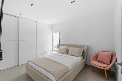 Купить виллу или дом в Серфсайд, Флорида 4 спальни, 210.61м2, № 1958449 - фото 26