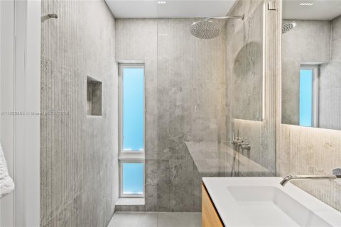 Купить виллу или дом в Серфсайд, Флорида 4 спальни, 210.61м2, № 1958449 - фото 29