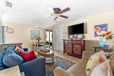 Copropriété à vendre à Sarasota, Floride: 2 chambres, 89.74 m2 № 2383715 - photo 19