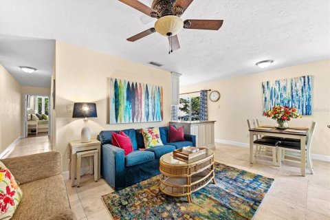 Copropriété à vendre à Sarasota, Floride: 2 chambres, 89.74 m2 № 2383715 - photo 23