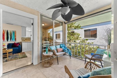 Copropriété à vendre à Sarasota, Floride: 2 chambres, 89.74 m2 № 2383715 - photo 2