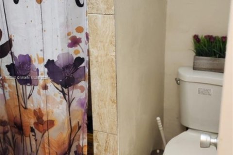 Copropriété à louer à Lauderhill, Floride: 2 chambres, 88.26 m2 № 1960801 - photo 5