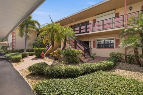 Condominio en venta en Saint Petersburg, Florida, 2 dormitorios, 161.19 m2 № 2232126 - foto 5