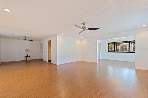 Condominio en venta en Saint Petersburg, Florida, 2 dormitorios, 161.19 m2 № 2232126 - foto 13