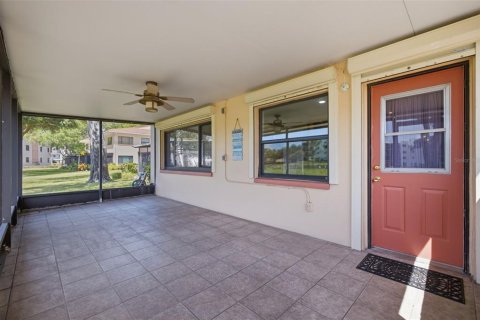 Condominio en venta en Saint Petersburg, Florida, 2 dormitorios, 161.19 m2 № 2232126 - foto 27