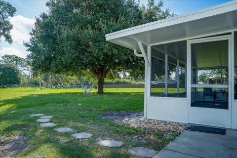 Villa ou maison à vendre à Edgewater, Floride: 4 chambres, 208.1 m2 № 2437170 - photo 5