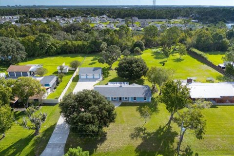 Villa ou maison à vendre à Edgewater, Floride: 4 chambres, 208.1 m2 № 2437170 - photo 8