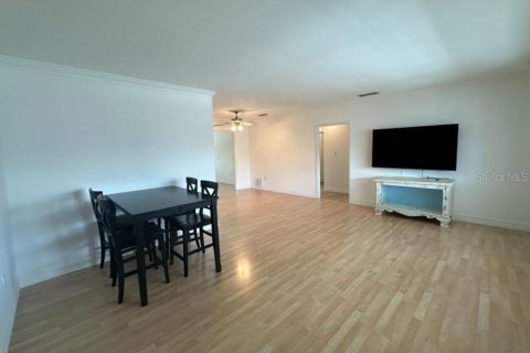 Condominio en venta en Sarasota, Florida, 2 dormitorios, 117.06 m2 № 1267576 - foto 7