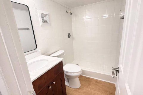 Propiedad comercial en venta en Sunrise, Florida № 2343007 - foto 6