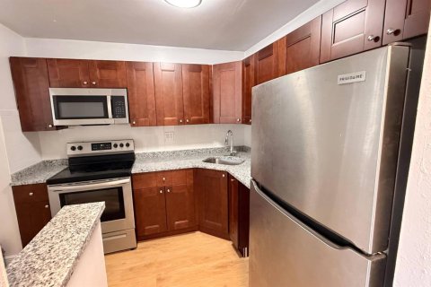 Propiedad comercial en venta en Sunrise, Florida № 2343007 - foto 4