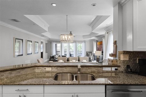 Condo in Four Corners, Florida, 3 bedrooms  № 1551676 - photo 10