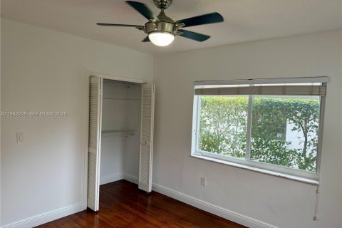 Villa ou maison à louer à Coral Gables, Floride: 3 chambres, 126.9 m2 № 2000063 - photo 21