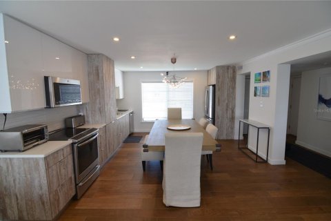 Condominio en alquiler en Longboat Key, Florida, 2 dormitorios, 108.51 m2 № 1910469 - foto 6