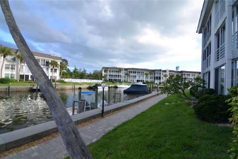 Condominio en alquiler en Longboat Key, Florida, 2 dormitorios, 108.51 m2 № 1910469 - foto 18