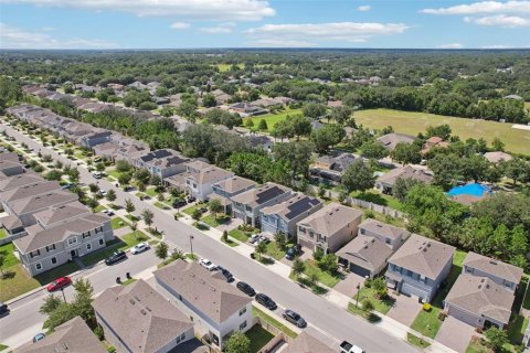 Casa en venta en Apopka, Florida, 4 dormitorios, 260.78 m2 № 2387722 - foto 3