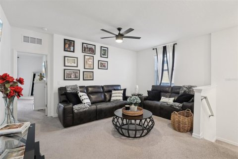 Casa en venta en Apopka, Florida, 4 dormitorios, 260.78 m2 № 2387722 - foto 15
