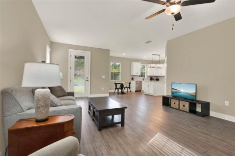 House in Kissimmee, Florida 3 bedrooms, 145.86 sq.m. № 1886907 - photo 15
