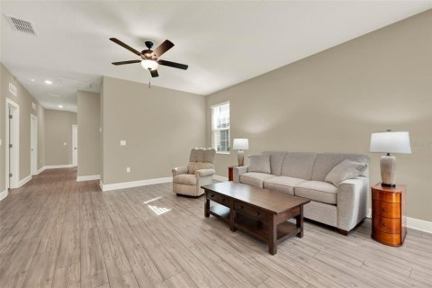 House in Kissimmee, Florida 3 bedrooms, 145.86 sq.m. № 1886907 - photo 13