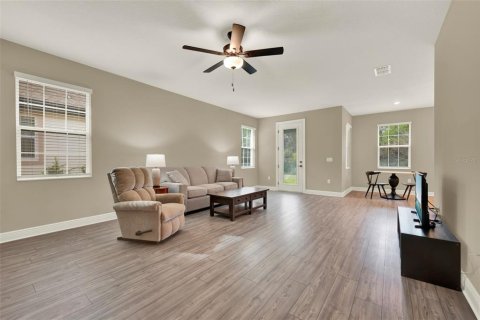 House in Kissimmee, Florida 3 bedrooms, 145.86 sq.m. № 1886907 - photo 12