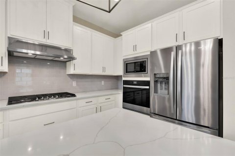 House in Kissimmee, Florida 3 bedrooms, 145.86 sq.m. № 1886907 - photo 24