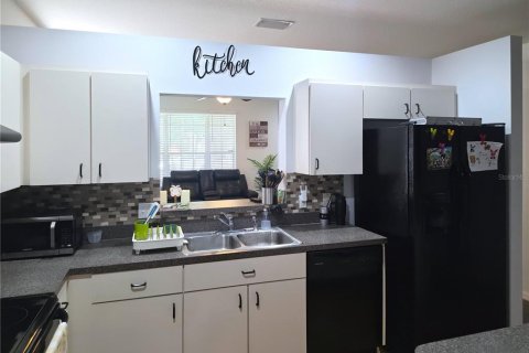 House in Palmetto, Florida 3 bedrooms, 143.07 sq.m. № 2333823 - photo 16